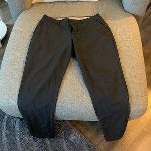 Women’s Under Armour golf pants or work pants, size 12